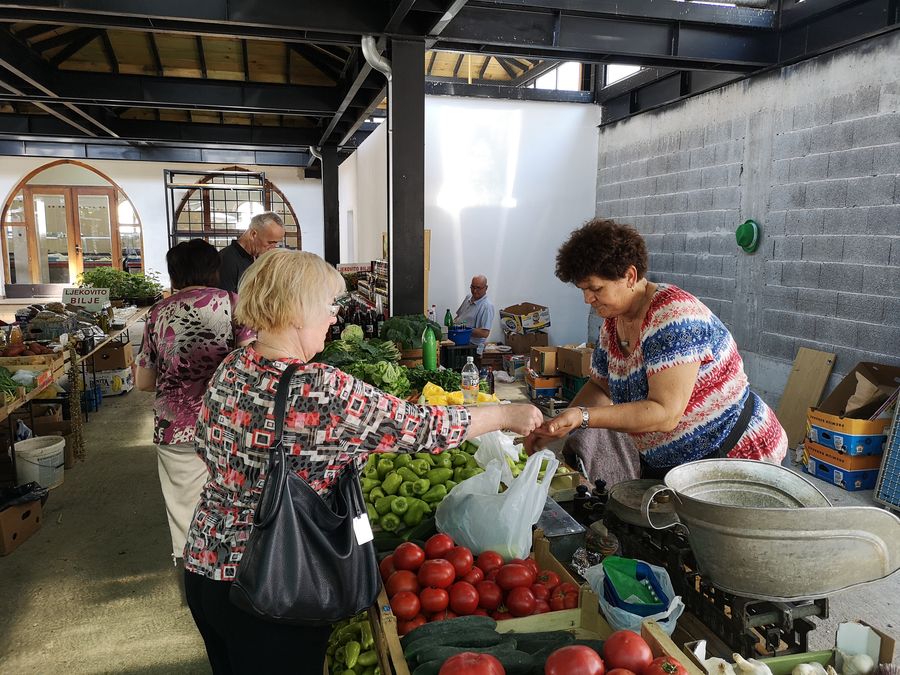buying fruit at the Mostar market