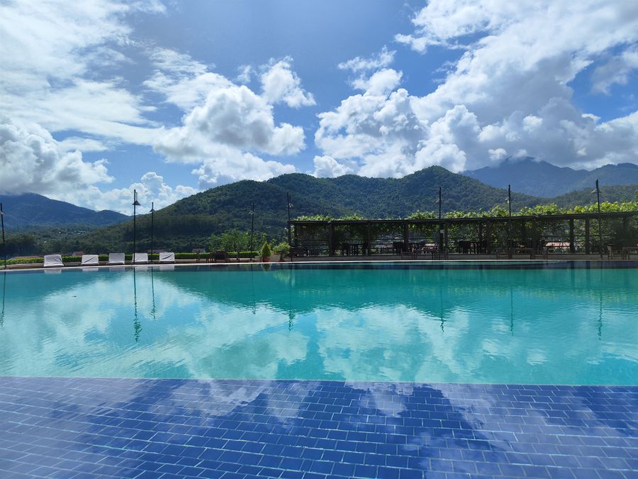 Perfect stay at sustainable Luang Prabang View Hotel – Crazy sexy fun traveler