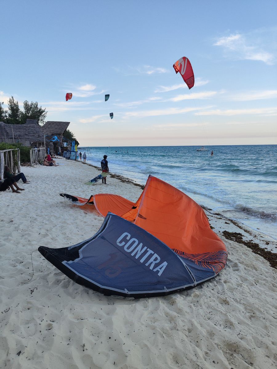 Paje Zanzibar guide kitesurfing