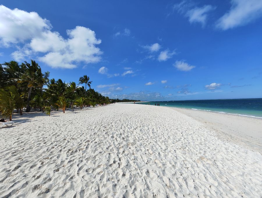 Top 10 Zanzibar beaches to visit - Kendwa beach (3)